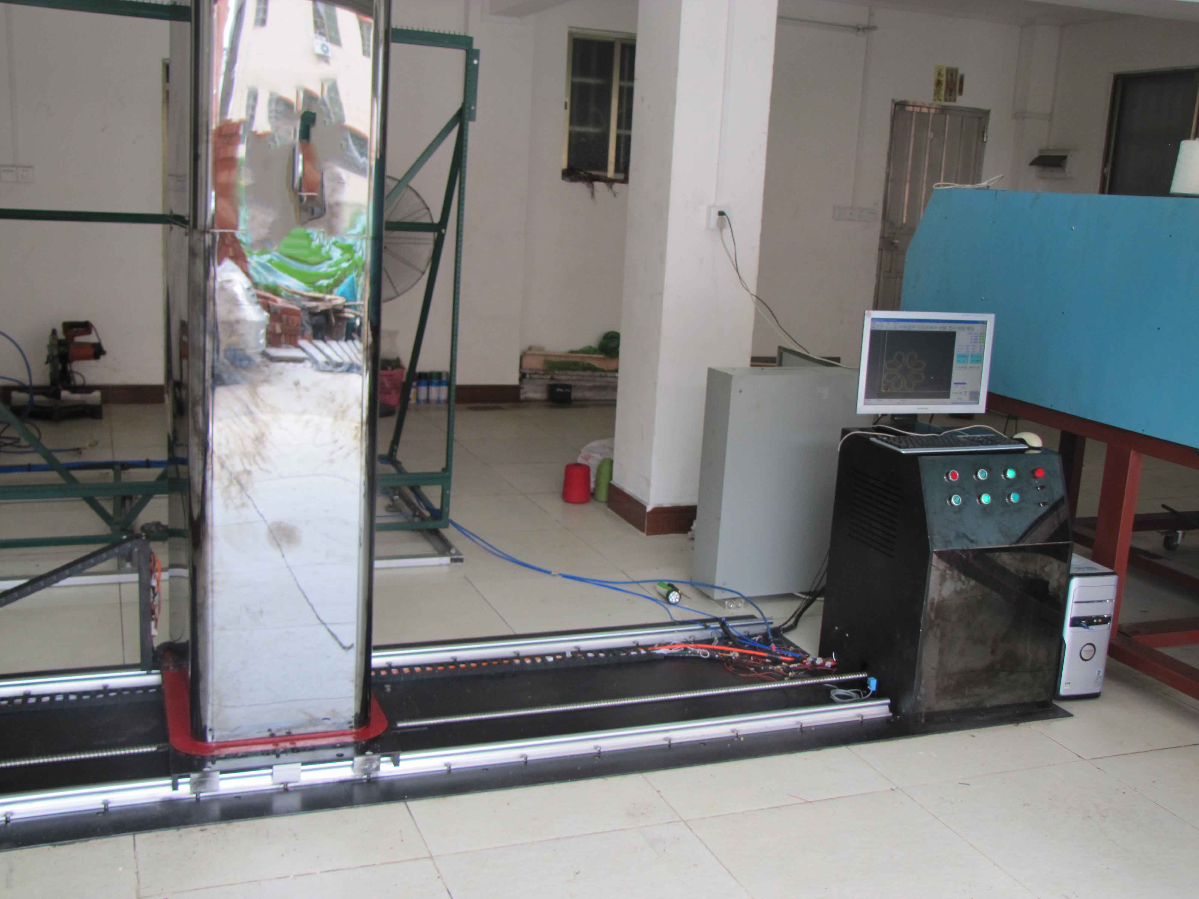 供应簇绒地毯机